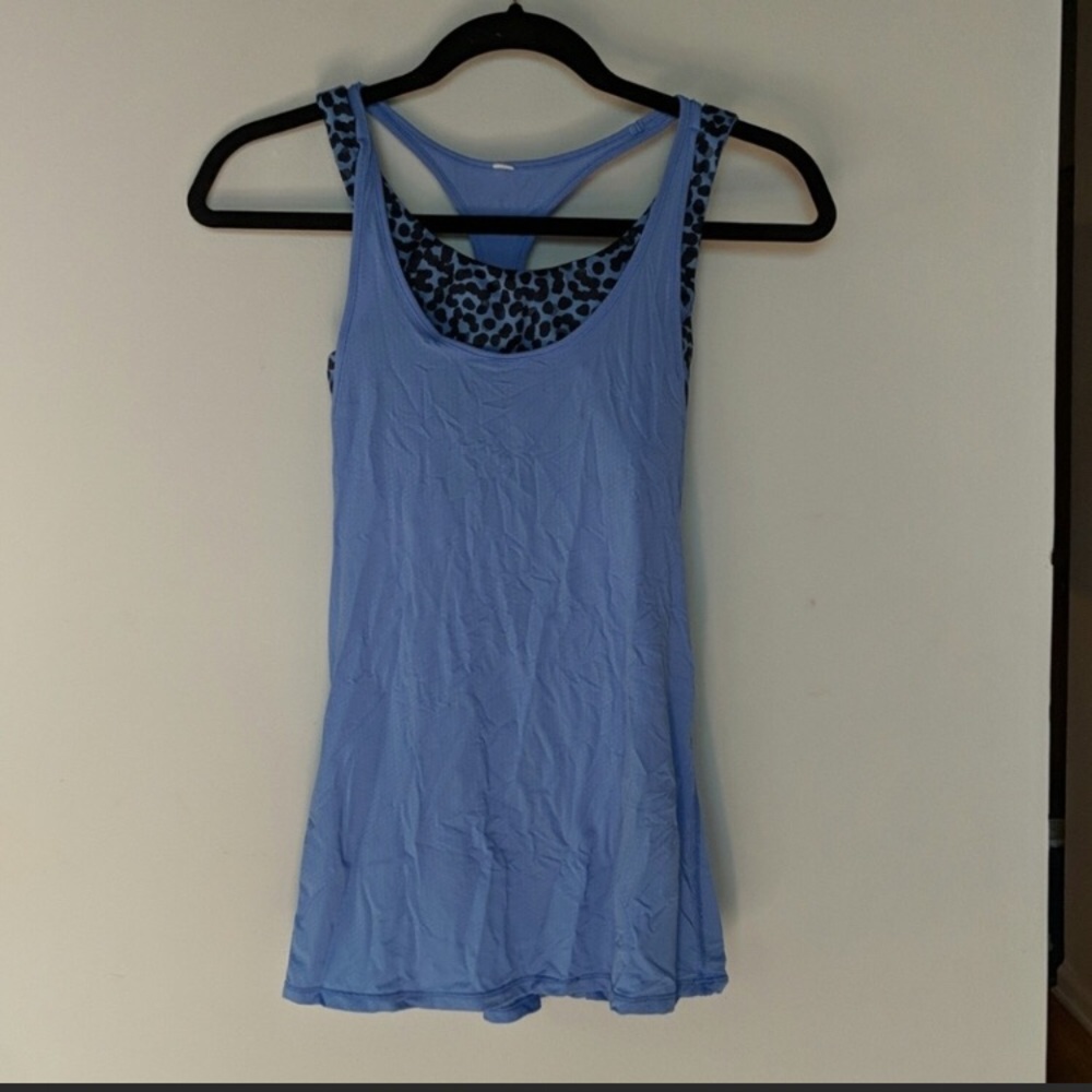 Lululemon top
